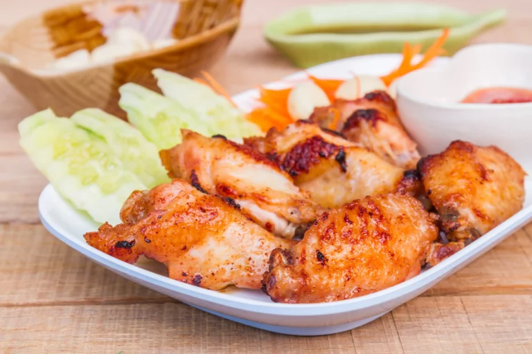 Menus 5 fried-chicken-with-fish-sauce (Web H)