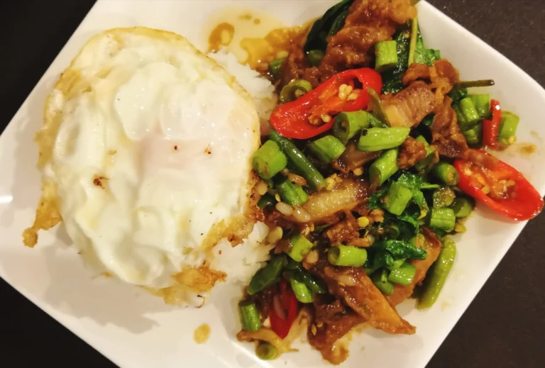 high-angle-view-meal-served-plate (Web H)